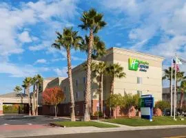 Holiday Inn Express Hotel & Suites Vacaville, an IHG Hotel