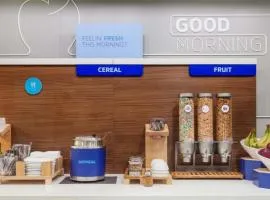 斯蒂文斯波恩特智選假日套房酒店