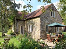 Droop Farm Cottage, holiday home in Hazelbury Bryan