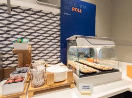 Holiday Inn Express & Suites Watsonville by IHG, khách sạn ở Watsonville