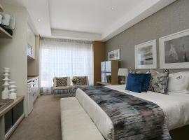 305 Sandton Skye, serviced apartment in Johannesburg