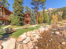Woodlands on Fall River, khách sạn có bồn tắm nóng ở Estes Park