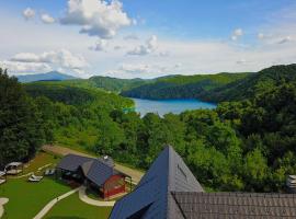 Etno Garden Exclusive Rooms, hotel en Plitvica Selo