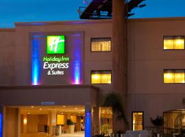 Holiday Inn Express Hotel & Suites Woodland Hills, an IHG Hotel, hotel v mestu Woodland Hills