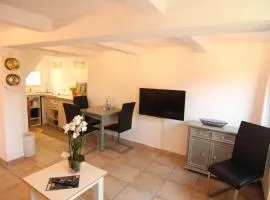 Kapitaenshaus-Lassen-Zimmer-Rosenhaus