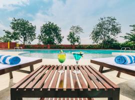 The Greenfields Resort and Convention, resort in Venkatāpur