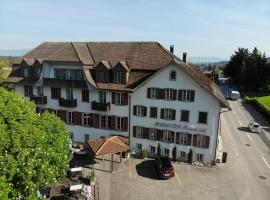 Hotel Restaurant Bad Gutenburg, hotel cerca de Langenthal Neuhuesli Bus Station, Lotzwil