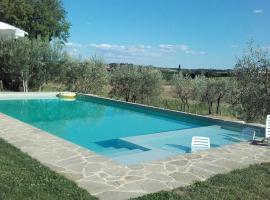 Belvilla by OYO Sparsa Girasole, accommodation in Cortona