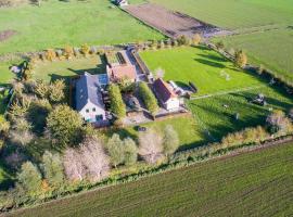 Vakantiehoeve De Klepperij, hotel i Houthulst