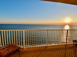 Amazing Sunset Oceanfront Condo, Condo in Panama City Beach