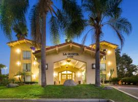 La Quinta Inn by Wyndham San Diego - Miramar: Sabre Springs şehrinde bir havuzlu otel