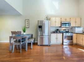 @ Marbella Lane 3BR House in Downtown San Jose, hotel in San Jose