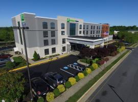 Holiday Inn Express Quantico - Stafford, an IHG Hotel, hotel with parking in Stafford