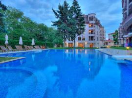 Purple Star Apartments, hotel di St. St. Constantine and Helena