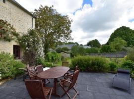 Vintage Mansion in Lantheuil France with Garden, hotell i Lantheuil