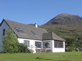 Ben View: Torridon şehrinde bir otoparklı otel