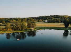 Wallby Säteri, hotel em Skirö