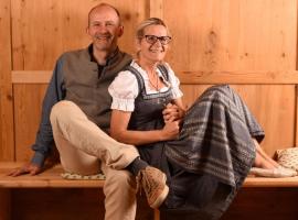 Hotel Gassenwirt, hotel en Chienes