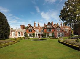 Macdonald Elmers Court Resort, hotel in Lymington