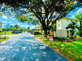 Elegant 1 Bedroom Condo With Swimming Pool Gym Access All Included In Convenient Fort Myers Location Near Golf Courses and Sanibel Island, apartma v mestu Fort Myers
