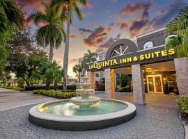 La Quinta by Wyndham Coral Springs South, отель с джакузи в городе Корал-Спрингс