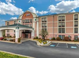 Comfort Inn & Suites Lake Norman โรงแรมในคอร์นีเลียส