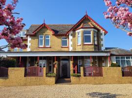 Summerhill Apartments, beach rental in Shanklin