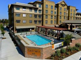 Oxford Suites Paso Robles, pet-friendly hotel in Paso Robles