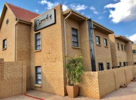 Camelot Guest House & Apartments, hótel í Potchefstroom