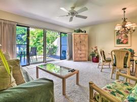 Kihei Condo with Resort Amenities Walk to the Beach, hotel in Wailea