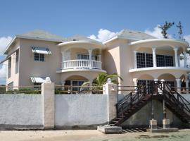 Triplets on the Bay, Hotel in Montego Bay