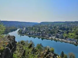 Gîte Perle d'Ô à deux pas du bord de Meuse entre Namur et Dinant