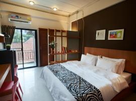 Euanjitt Chill House, hotel v destinaci Khon Kaen