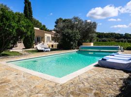 Luxueux Mas provencal immérgé dans la nature, hotel a Le Castellet