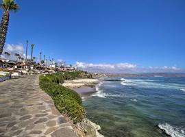 Rosarito Beach Home in Las Gaviotas with Ocean Views, hotel with parking in Raulis