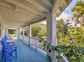 St Croix Home with Caribbean Views - 1 Mi to Beach, cabana o cottage a La Vallee