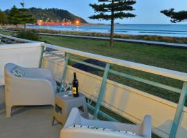 Whispering Sands Beachfront Motel, hotell i Gisborne