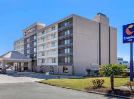 Comfort Inn University Wilmington: Wilmington'da bir otel