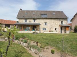 Maison le Barrage, hotel in Saint-Gervais-dʼAuvergne