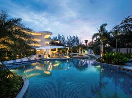 Holiday Inn Resort Phuket Karon Beach by IHG、カロンビーチのホテル