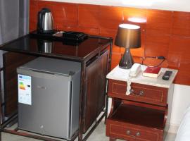 Escape Village Hotel, hotell sihtkohas Yumbe