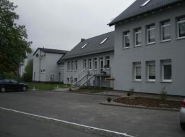 Pension am Werraufer, hotel en Heringen