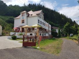 Penzion Na Prachárně, hótel í Kladruby