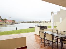 Velddrif में, होटल First Group Port Owen Marina