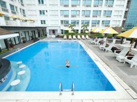 Quest Hotel & Conference Center Cebu, отель в Себу