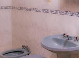 Hotel Ñemity, hotel di Yataity