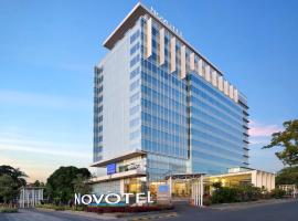 Viesnīca Novotel Makassar Grand Shayla pilsētā Makasara