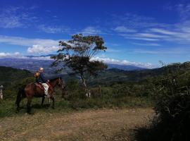 Finca Queveri, nhà nghỉ dưỡng ở Orosí