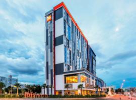 ibis Bangkok IMPACT, hotel em Nonthaburi