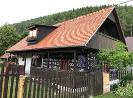 Čičmanský ľudový dom, hotell i Čičmany